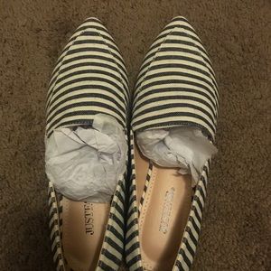 Flats striped shoes